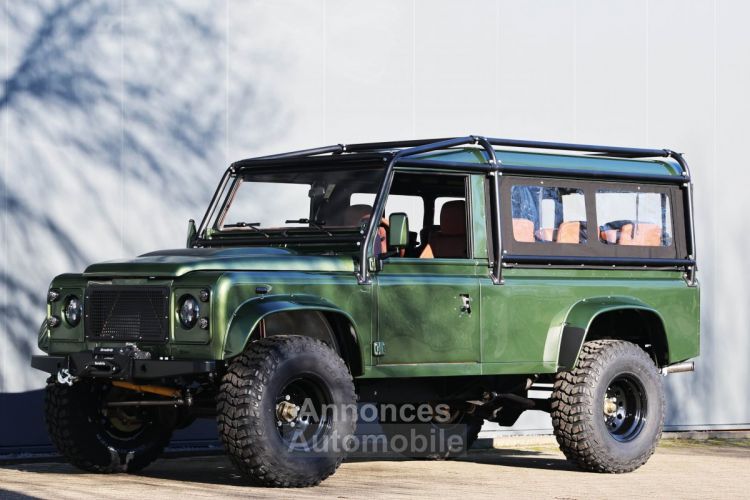 Land Rover Defender 110 V8 Miyo Nomad 3.5L V8 producing 200 bhp with injection - <small></small> 167.000 € <small>TTC</small> - #22