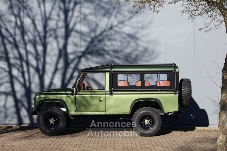 Land Rover Defender 110 V8 Miyo Nomad 3.5L V8 producing 200 bhp with injection - <small></small> 167.000 € <small>TTC</small> - #23