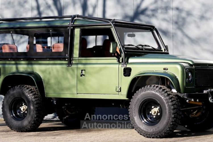 Land Rover Defender 110 V8 Miyo Nomad 3.5L V8 producing 200 bhp with injection - <small></small> 167.000 € <small>TTC</small> - #1