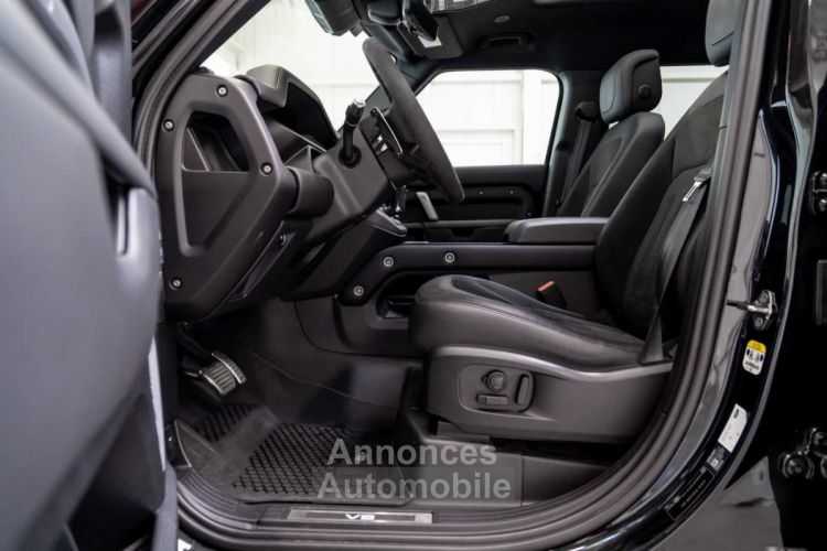 Land Rover Defender 110 V8 P525 Full Black Trekhaak Pano HUD 360 ACC - <small></small> 104.990 € <small>TTC</small> - #14