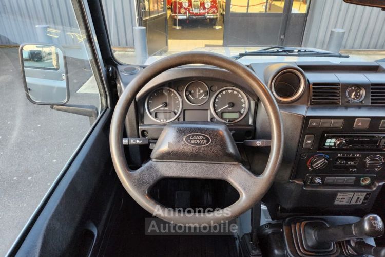 Land Rover Defender 130 - <small></small> 39.900 € <small>TTC</small> - #23