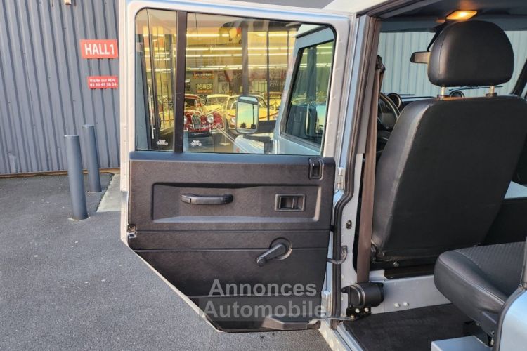 Land Rover Defender 130 - <small></small> 39.900 € <small>TTC</small> - #31