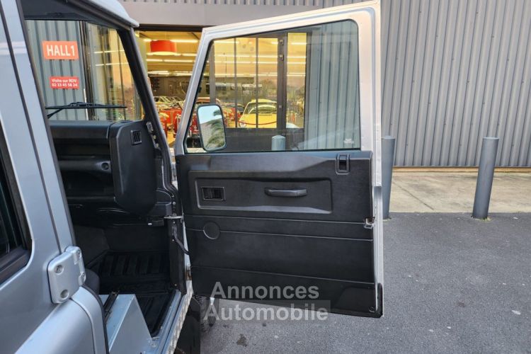 Land Rover Defender 130 - <small></small> 39.900 € <small>TTC</small> - #35