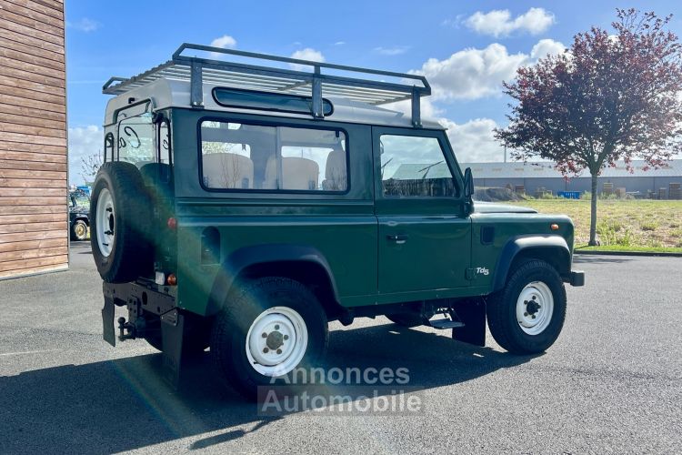 Land Rover Defender - <small></small> 25.900 € <small>TTC</small> - #4