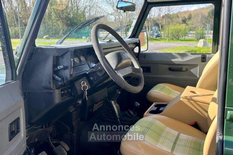 Land Rover Defender - <small></small> 25.900 € <small>TTC</small> - #15