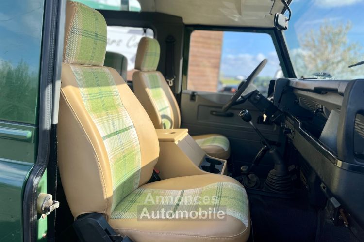 Land Rover Defender - <small></small> 25.900 € <small>TTC</small> - #28