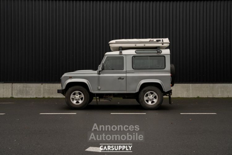 Land Rover Defender 2.2 Turbo - 1st owner - Full JLR Service history - <small></small> 42.900 € <small>TTC</small> - #4