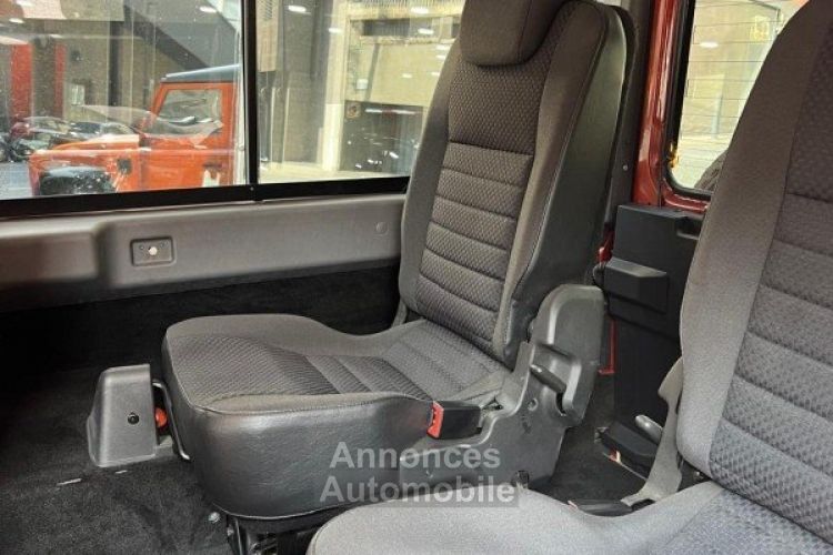 Land Rover Defender 90 - <small></small> 36.900 € <small>TTC</small> - #18