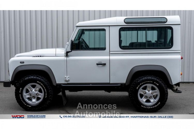 Land Rover Defender 90 2.2 122 TDI - <small></small> 34.990 € <small>TTC</small> - #65