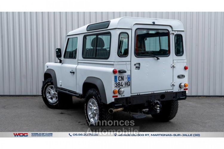 Land Rover Defender 90 2.2 122 TDI - <small></small> 34.990 € <small>TTC</small> - #66