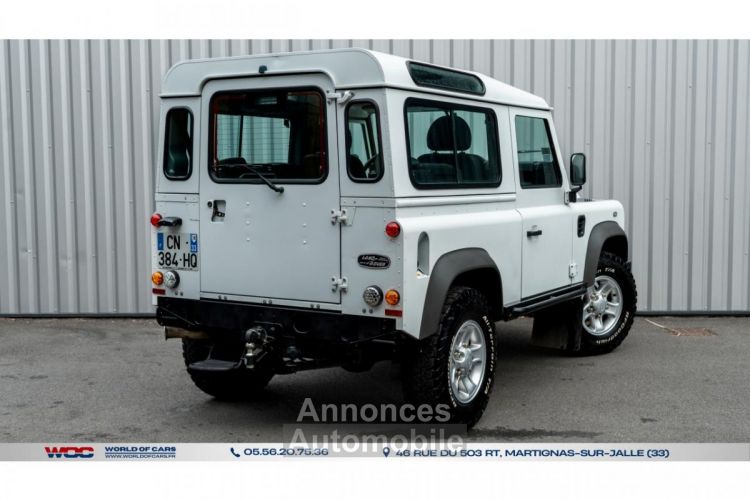 Land Rover Defender 90 2.2 122 TDI - <small></small> 34.990 € <small>TTC</small> - #68