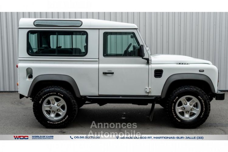 Land Rover Defender 90 2.2 122 TDI - <small></small> 34.990 € <small>TTC</small> - #69