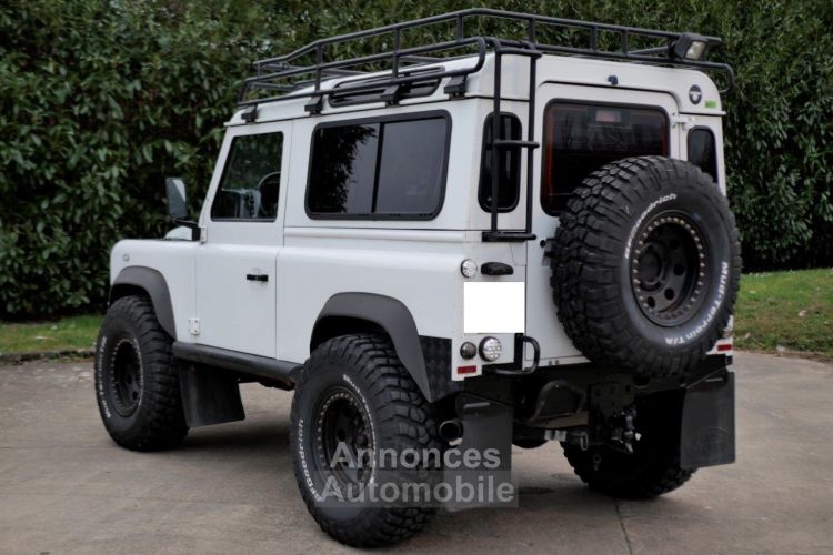 Land Rover Defender 90 2.4 TD4 S 2 places ctte - Kit réhuasse - Treuil - Pack LED - Attelage - Première main - <small></small> 44.990 € <small>TTC</small> - #5