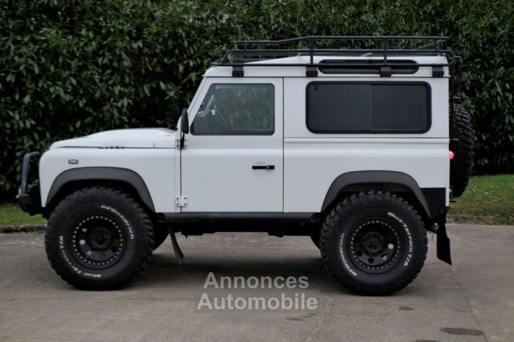Land Rover Defender 90 2.4 TD4 S 2 places ctte - Kit réhuasse - Treuil - Pack LED - Attelage - Première main - <small></small> 44.990 € <small>TTC</small> - #6