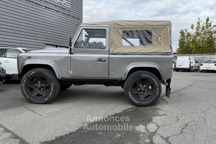 Land Rover Defender 90 2.4 Tdi 2007 - <small></small> 30.990 € <small></small> - #8