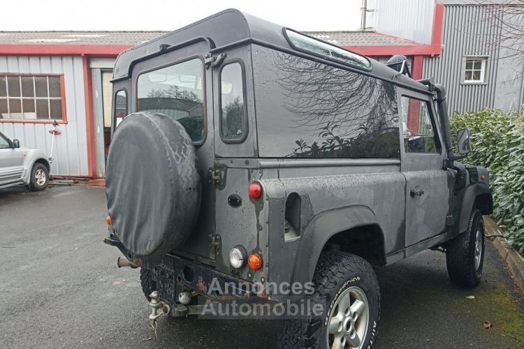 Land Rover Defender 90 2.5TD5 122 CV - <small></small> 15.000 € <small>TTC</small> - #3