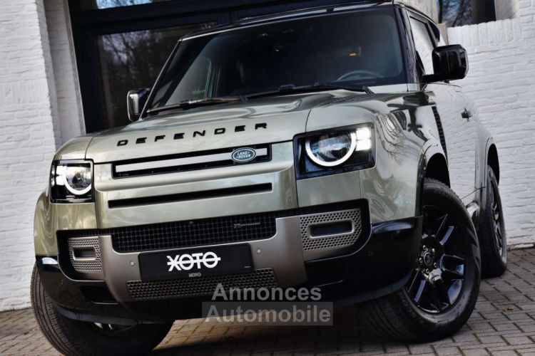 Land Rover Defender 90 3.0 D200 X-DYNAMIC S - <small></small> 64.950 € <small>TTC</small> - #1