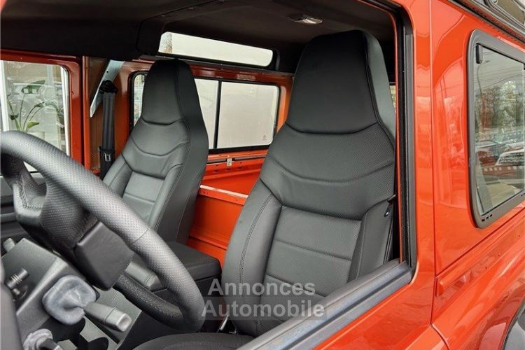 Land Rover Defender 90 90 HARD TOP MARK VI ADVENTURE EDITION - <small></small> 69.900 € <small>TTC</small> - #25