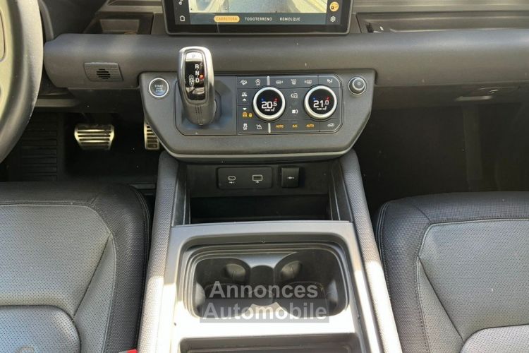 Land Rover Defender 90 D300 AWD X-Dynamic - <small></small> 62.900 € <small>TTC</small> - #15