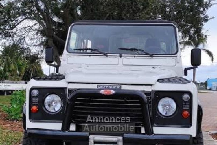 Land Rover Defender 90 diesel  - <small></small> 64.000 € <small>TTC</small> - #2