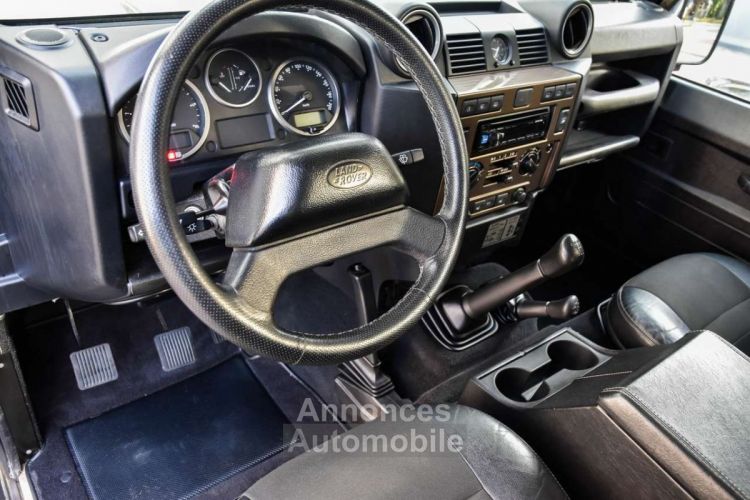Land Rover Defender 90 EXCLUSIVE EDITION - <small></small> 59.950 € <small>TTC</small> - #4