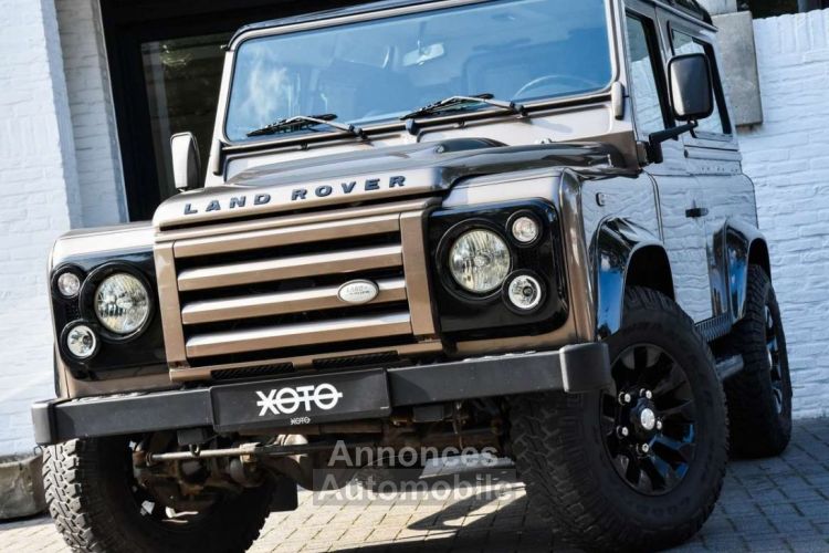 Land Rover Defender 90 LIMITED EXCLUSIVE EDITION - <small></small> 59.950 € <small>TTC</small> - #1