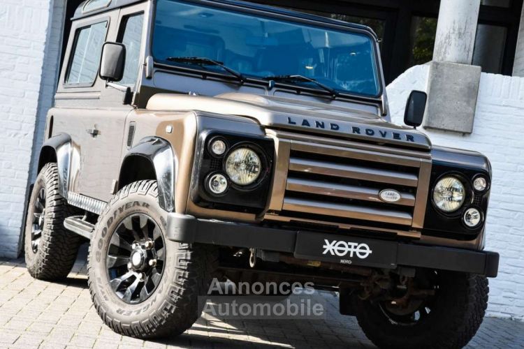 Land Rover Defender 90 LIMITED EXCLUSIVE EDITION - <small></small> 59.950 € <small>TTC</small> - #2