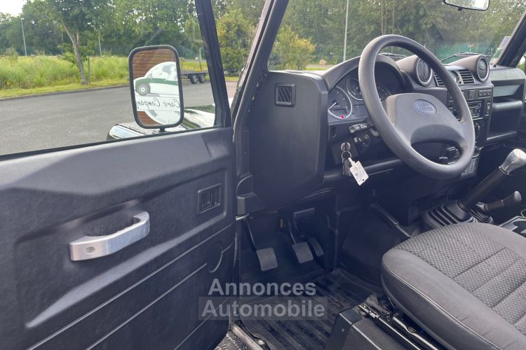 Land Rover Defender 90 TD4 - <small></small> 54.900 € <small>TTC</small> - #19