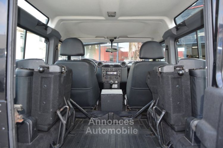 Land Rover Defender 90 TD4  - <small></small> 35.900 € <small>TTC</small> - #9