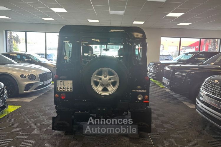 Land Rover Defender 90 TD4  - <small></small> 35.900 € <small>TTC</small> - #17