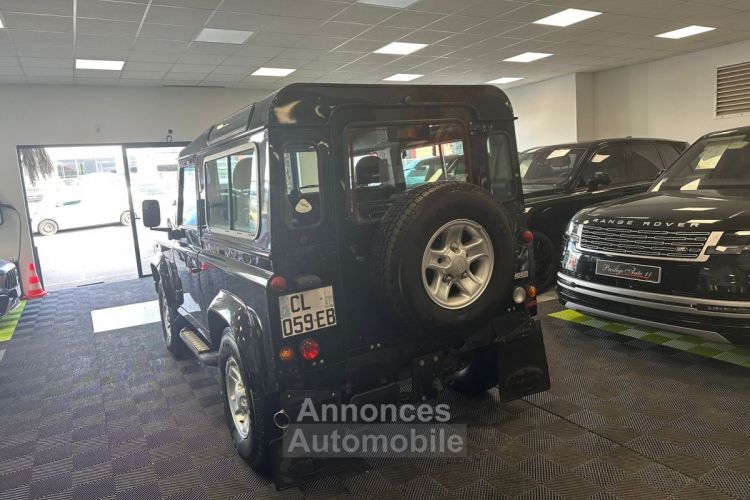 Land Rover Defender 90 TD4  - <small></small> 35.900 € <small>TTC</small> - #18