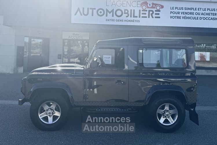 Land Rover Defender 90 TD4 2 places - <small></small> 28.990 € <small>TTC</small> - #2