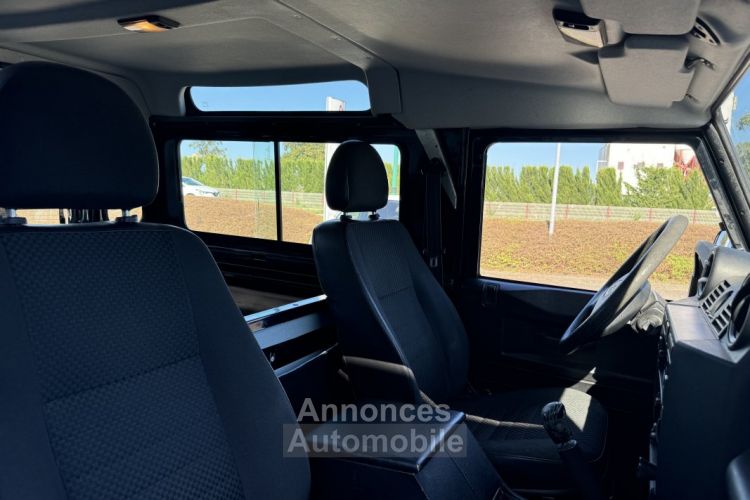 Land Rover Defender 90 TD4 2 places - <small></small> 28.990 € <small>TTC</small> - #12