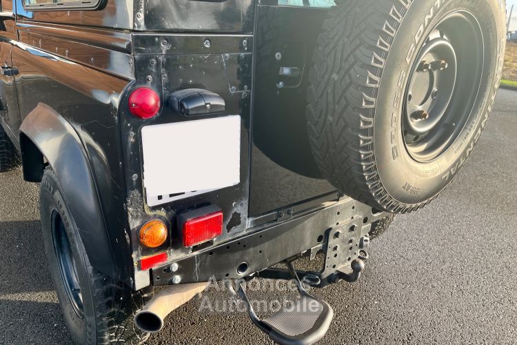 Land Rover Defender 90 TD5 - <small></small> 23.900 € <small></small> - #35