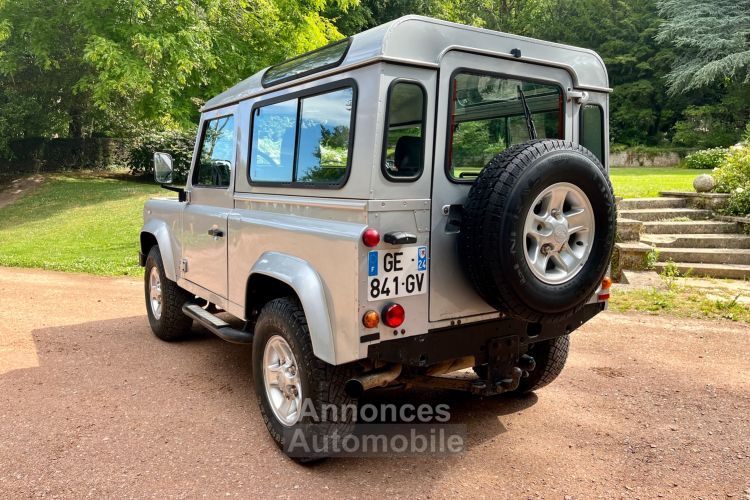 Land Rover Defender 90 TD5 - <small></small> 27.900 € <small>TTC</small> - #42