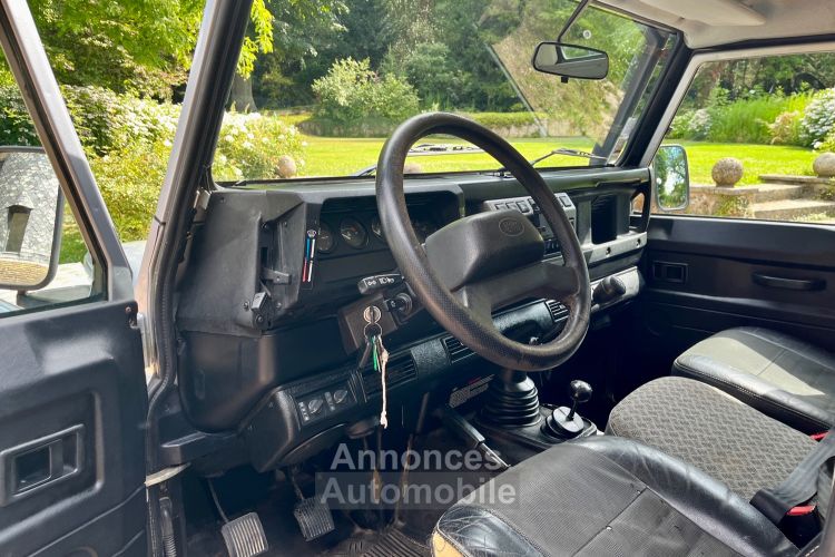 Land Rover Defender 90 TD5 - <small></small> 27.900 € <small>TTC</small> - #44