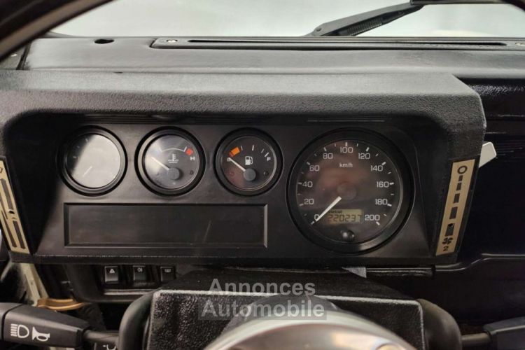 Land Rover Defender 90 TDS - <small></small> 43.500 € <small>TTC</small> - #31