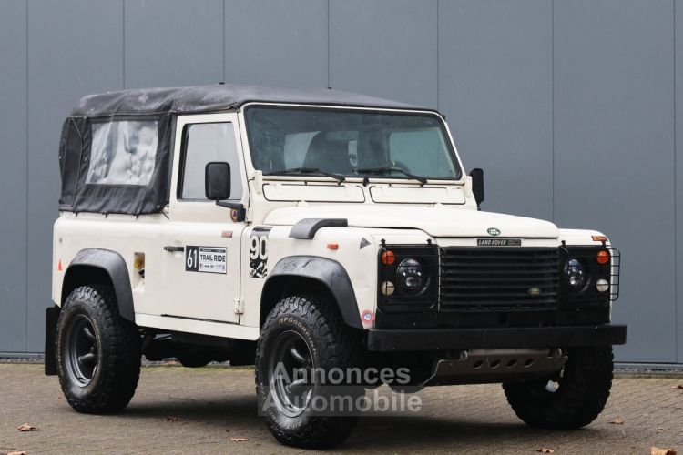 Land Rover Defender 90 V8 3.5 V8 138 bhp with injection - <small></small> 38.500 € <small>TTC</small> - #11