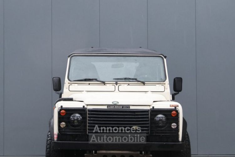 Land Rover Defender 90 V8 3.5 V8 138 bhp with injection - <small></small> 38.500 € <small>TTC</small> - #16