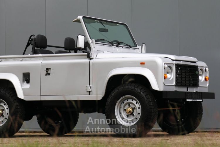 Land Rover Defender 90 V8 3.5L V8 producing 140 bhp - <small></small> 68.500 € <small>TTC</small> - #8