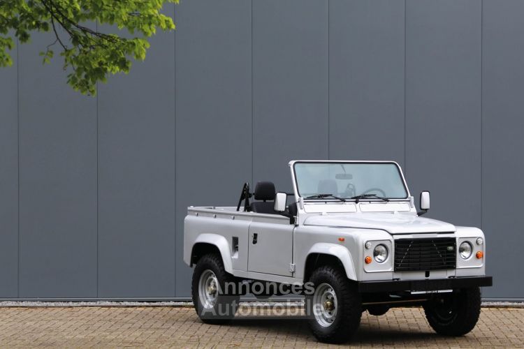 Land Rover Defender 90 V8 3.5L V8 producing 140 bhp - <small></small> 68.500 € <small>TTC</small> - #14