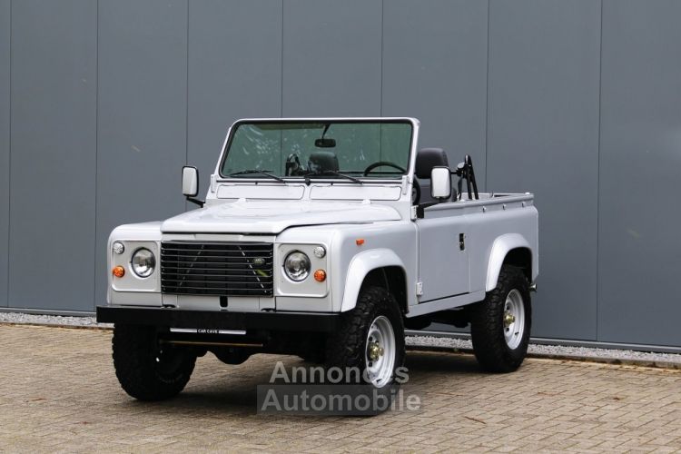 Land Rover Defender 90 V8 3.5L V8 producing 140 bhp - <small></small> 68.500 € <small>TTC</small> - #24