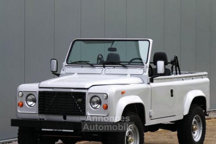 Land Rover Defender 90 V8 3.5L V8 producing 140 bhp - <small></small> 68.500 € <small>TTC</small> - #26