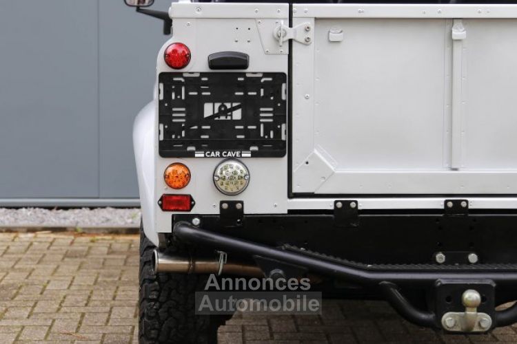 Land Rover Defender 90 V8 3.5L V8 producing 140 bhp - <small></small> 68.500 € <small>TTC</small> - #34