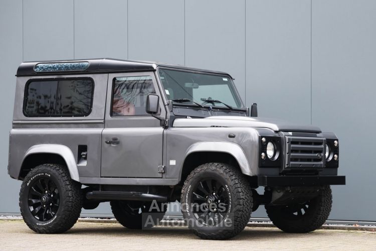 Land Rover Defender 90 V8 90 V8 3.5 V8 138 BHP - <small></small> 53.500 € <small>TTC</small> - #9