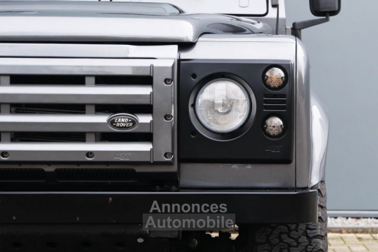 Land Rover Defender 90 V8 90 V8 3.5 V8 138 BHP - <small></small> 53.500 € <small>TTC</small> - #17