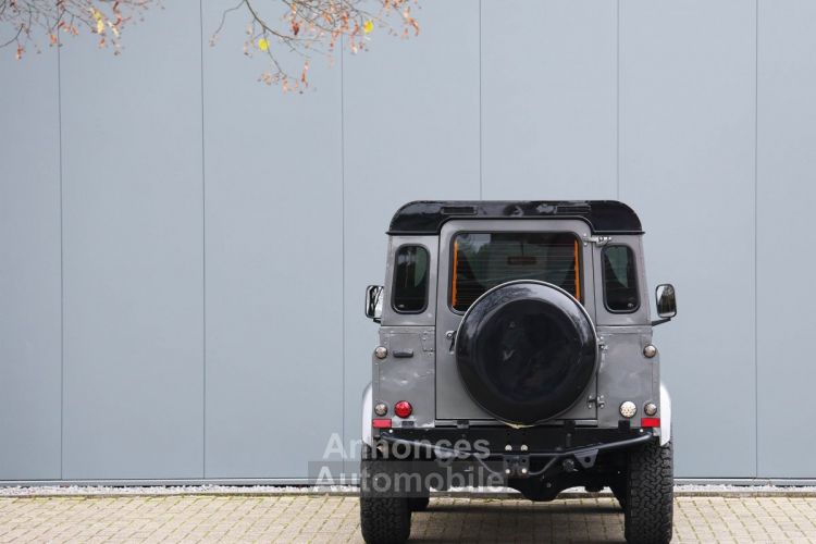 Land Rover Defender 90 V8 90 V8 3.5 V8 138 BHP - <small></small> 53.500 € <small>TTC</small> - #25