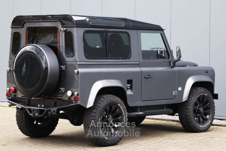 Land Rover Defender 90 V8 90 V8 3.5 V8 138 BHP - <small></small> 53.500 € <small>TTC</small> - #26