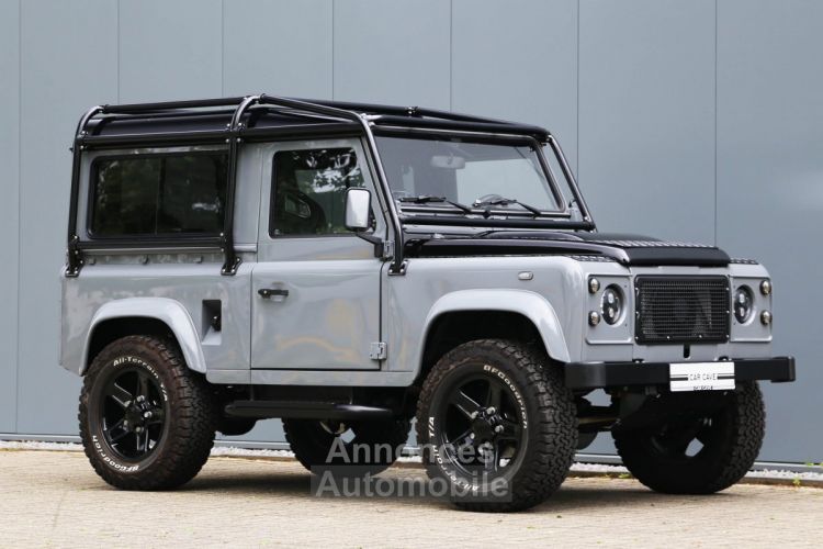 Land Rover Defender 90 V8 Urban 4.6L V8 producing 230 bhp - <small></small> 118.000 € <small>TTC</small> - #8