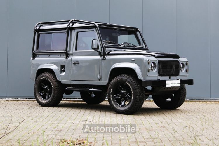 Land Rover Defender 90 V8 Urban 4.6L V8 producing 230 bhp - <small></small> 118.000 € <small>TTC</small> - #14